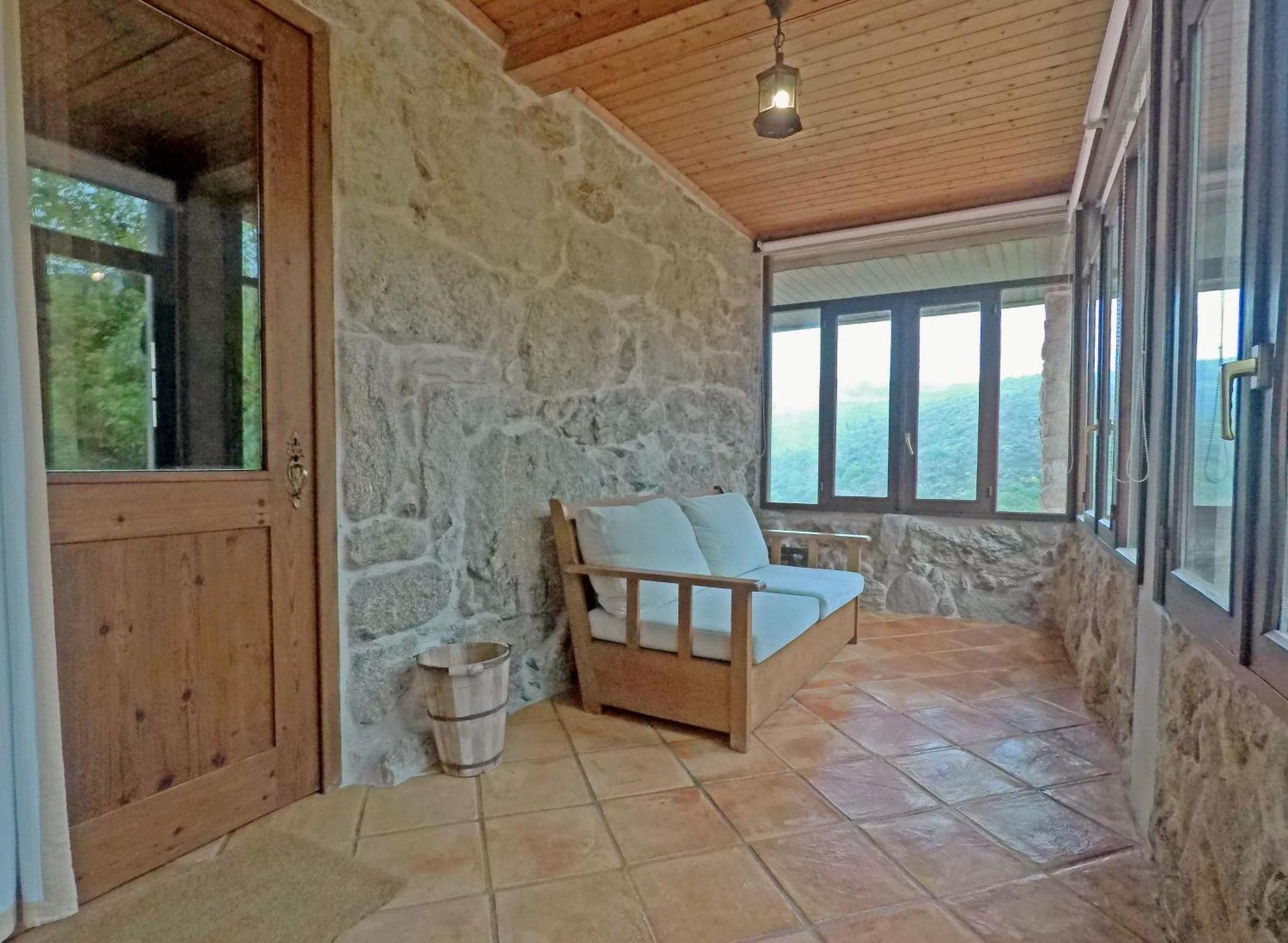 Lugar Dos Devas Guest House Covelo  Room photo